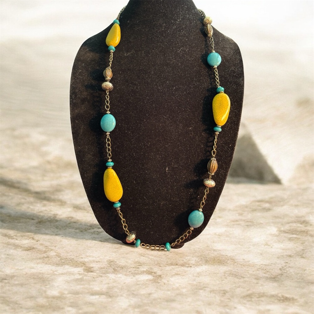 Premier Designs Turquoise and Gold Necklace